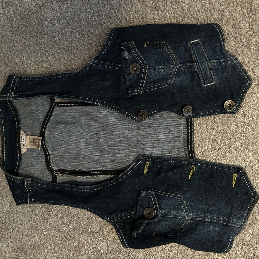Small vests - Picture 2 of 2